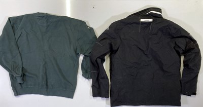 Lot 142 - TOTO TOUR / CREW CLOTHING.