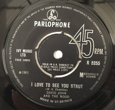 Lot 148 - DAVID JOHN AND THE MOOD - BRING IT TO JEROME 7" (ORIGINAL UK COPY - PARLOPHONE R 5255)
