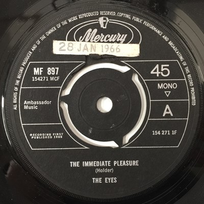 Lot 150 - THE EYES - THE IMMEDIATE PLEASURE 7" (ORIGINAL UK COPY - MERCURY MF 897)