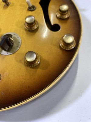 Lot 97 - GIBSON  - A 1964 ES345 STDV HOLLOW BODY ELECTRIC GUITAR.