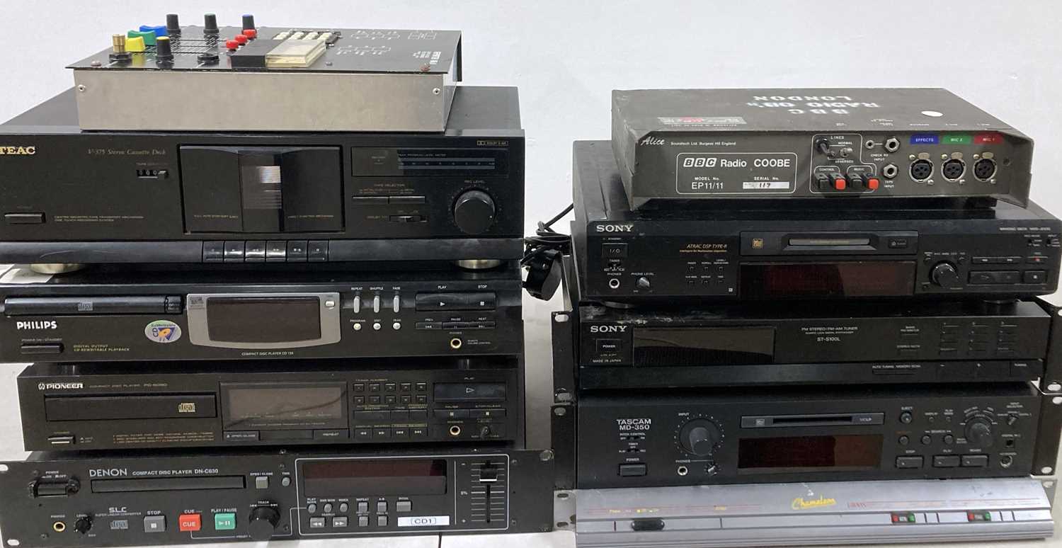 Lot 82 - HIFI & RADIO EQUIPMENT.