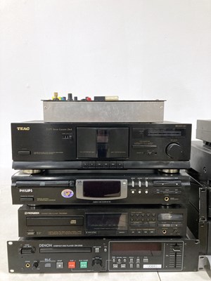 Lot 82 - HIFI & RADIO EQUIPMENT.