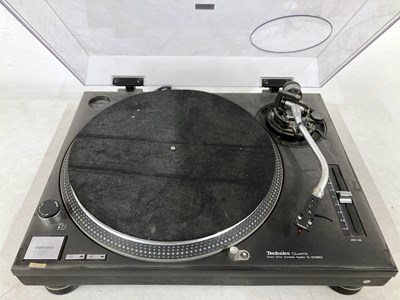 Lot 83 - TECHNICS SL-1210MK2 TURNTABLE.