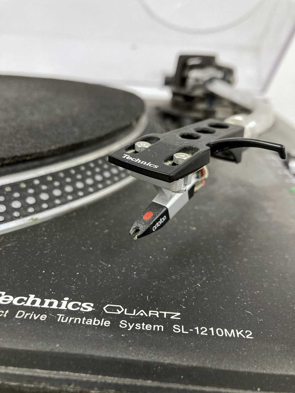 Lot 84 TECHNICS SL1210MK2 TURNTABLE.