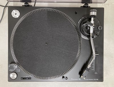 Lot 92 - PIONEER DJ PLX-500 DIRECT DRIVE TURNTABLE.