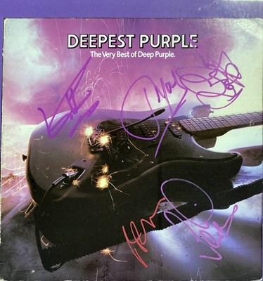 Lot 303 - DEEP PURPLE  - A FULLY SIGNED LP INC BLACKMORE.