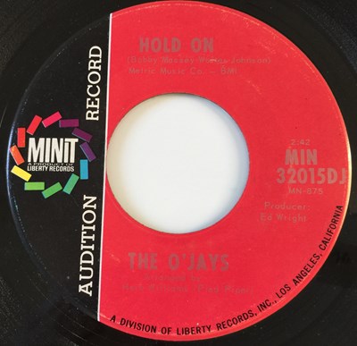 Lot 19 - THE O'JAYS - HOLD ON/ WORKING ON YOUR CASE 7" (US PROMO - MINIT RECORDS MIN 32015DJ)