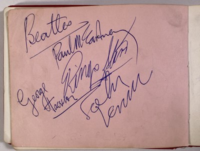 Lot 134 - AUTOGRAPH BOOK WITH SIGNATURES FROM THE BEATLES / ROY ORBISON / CILLA BLACK AND MORE.