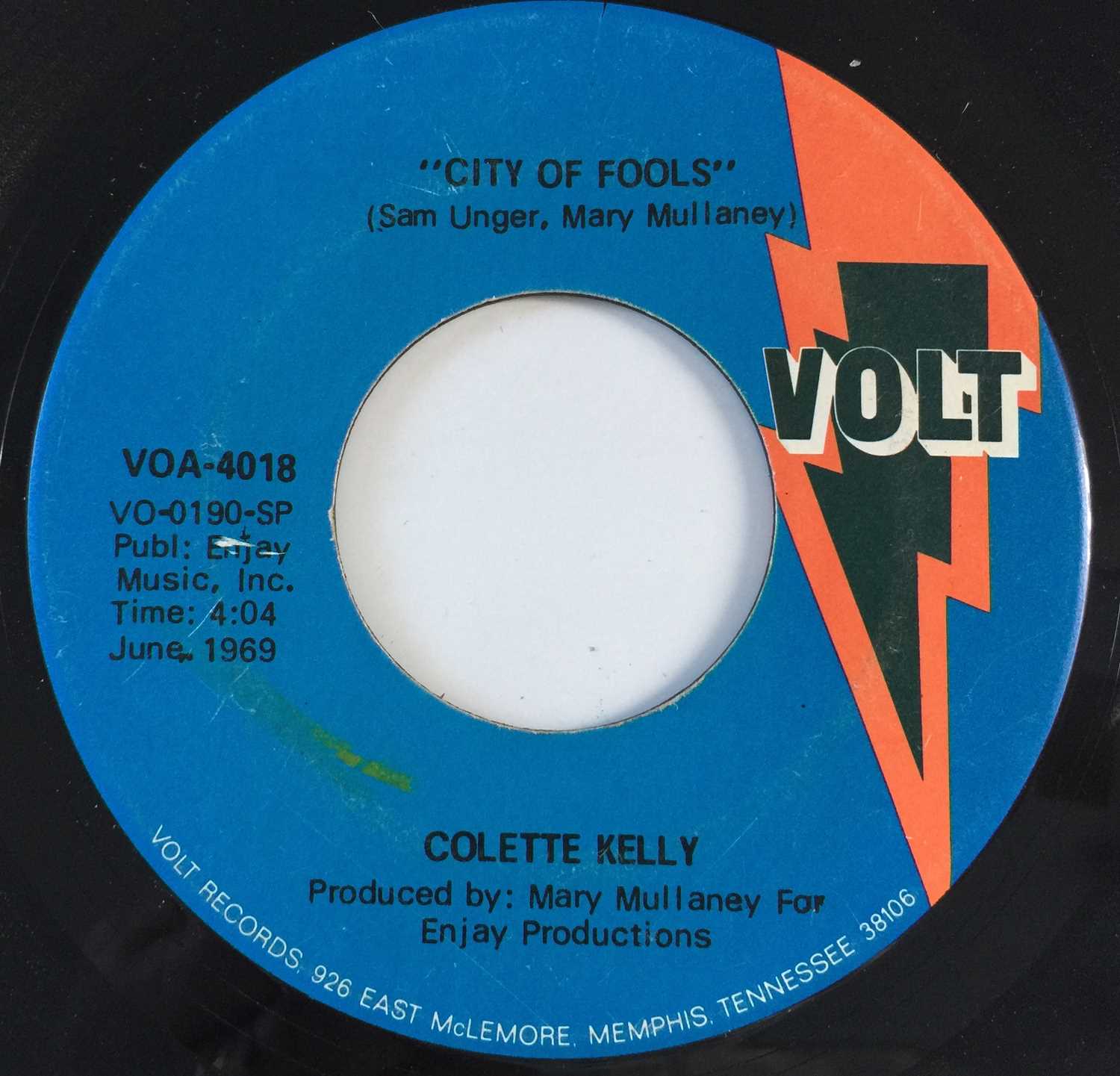 Lot 71 - COLETTE KELLY - CITY OF FOOLS/ LONG AND LONELY WORLD 7" (US NORTHERN - VOLT VOA-4018)