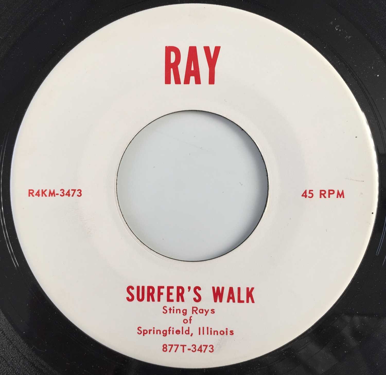 Lot 8 - STING RAYS OF SPRINGFIELD ILLINOIS - SURFER'S WALK 7" (US ROCKABILLY - RAY RECORDS 877T-3473)