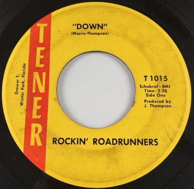 Lot 27 - ROCKIN' ROADRUNNERS - DOWN/ URBAN MEADOWS 7" (US GARAGE - TENNER RECORDS T1015)