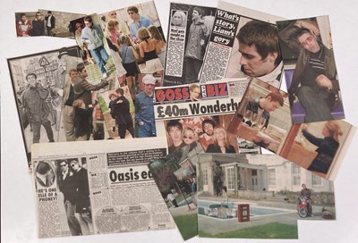 Lot 473 - OASIS - VINYL RECORDS AND EPHEMERA INC PROGRAMMES.