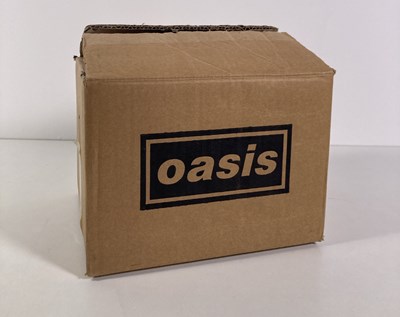 Lot 477 - OASIS VOX BOX SIGNED BY BONEHEAD / TONY MCCARROLL.