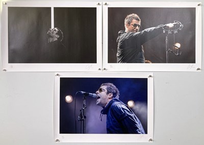 Lot 496 - OASIS - MICRODOT OFFICIAL PRINTS.