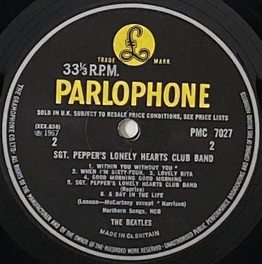 Lot 26 - THE BEATLES - SGT. PEPPER'S LONELY HEARTS CLUB BAND LP (ORIGINAL UK 'FOURTH PROOF' COPY - PMC 7027)