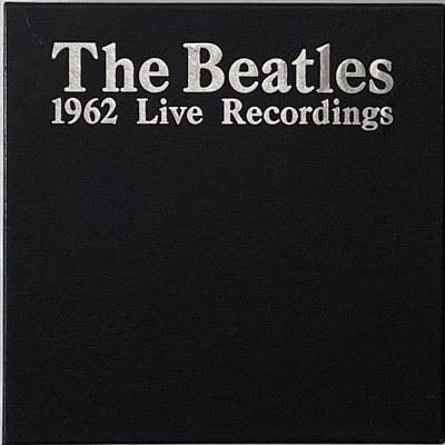 Lot 48 - THE BEATLES - 7" COLLECTION (INC BOX SET)