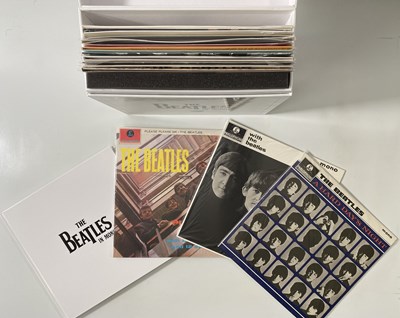 Lot 51 - THE BEATLES IN MONO - LIMITED EDITION LP BOX SET (5099963379716).