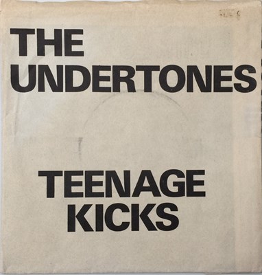 Lot 61 - THE UNDERTONES - TEENAGE KICKS EP (GOT4 - OG BLACK/WHITE SLEEVE DESIGN)