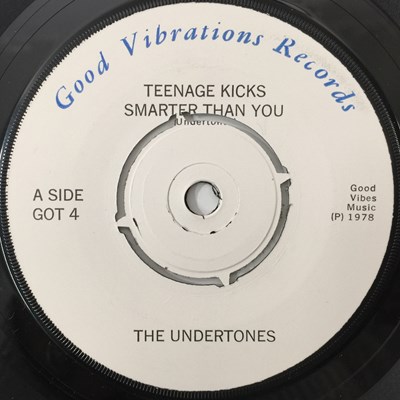 Lot 61 - THE UNDERTONES - TEENAGE KICKS EP (GOT4 - OG BLACK/WHITE SLEEVE DESIGN)