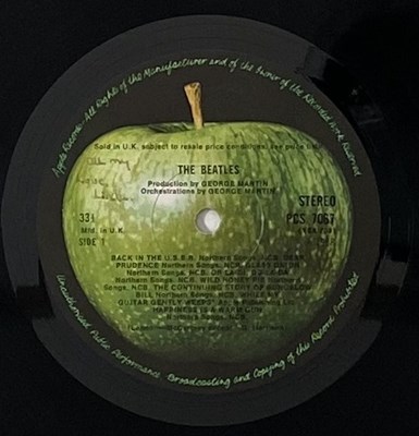 Lot 37 - THE BEATLES - WHITE ALBUM LP (ORIGINAL UK STEREO PRESSING - PCS 7067/8)