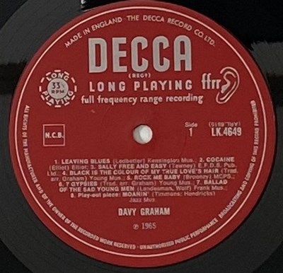 Lot 837 - DAVY GRAHAM - FOLK, BLUES & BEYOND LP (UK ORIGINAL MONO - DECCA LK.4649)