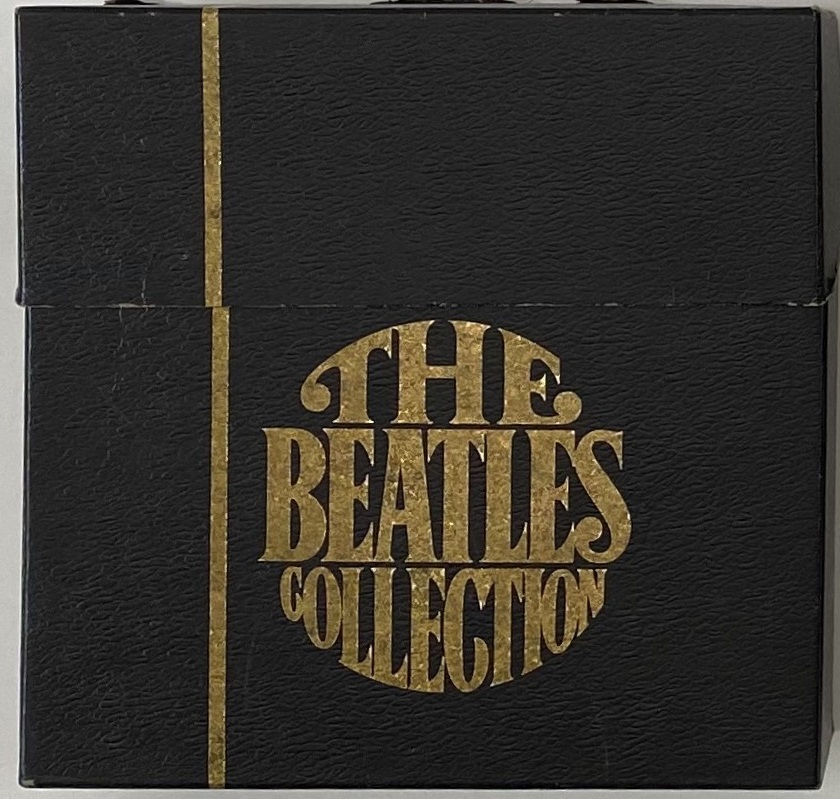 Lot 841 - THE BEATLES - THE SINGLES COLLECTION