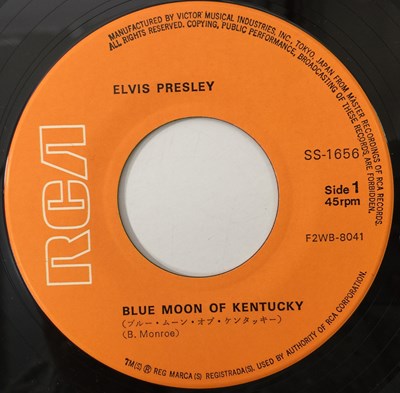 Lot 930 - ELVIS PRESLEY - BLUE MOON OF KENTUCKY C/W THAT'S ALL RIGHT (JAPANESE ORANGE LABEL DESIGN - RCA SS-1656)