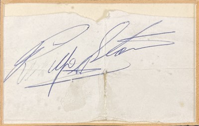Lot 146 - THE BEATLES - RINGO STARR SIGNED CUTTING.