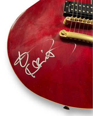 Lot 289 - LENNY KRAVITZ - A SIGNED GUITAR.