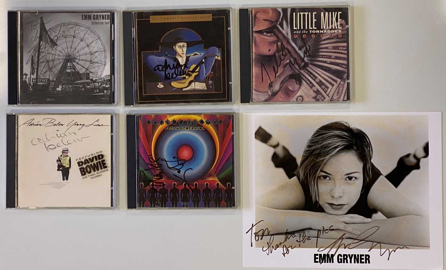 Lot 279 - DAVID BOWIE RELATED ARTISTS SIGNED ITEMS