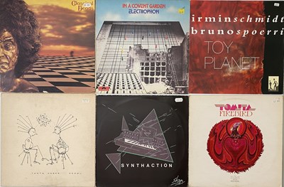 Lot 942 - ELECTRONIC/ AVANT/ SYNTH/ EXPERIMENTAL - LP COLLECTION