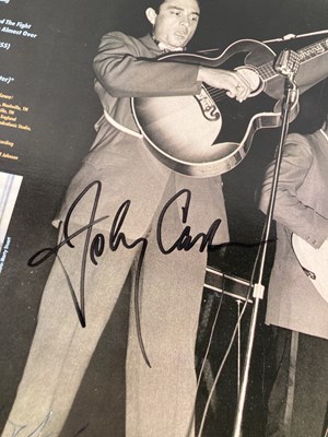 Lot 312 - JOHNNY CASH - SIGNED LP.