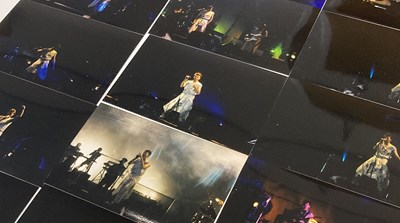 Lot 296 - DAVID BOWIE CONCERT PHOTO ARCHIVE WITH COPYRIGHT - 1995