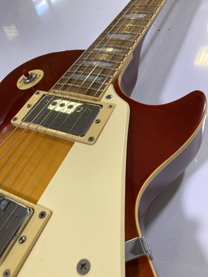 Lot 63 - EPIPHONE LES PAUL ELECTRIC GUITAR.