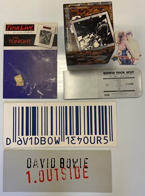 Lot 305 - DAVID BOWIE HOURS AND ASSORTED SHOP DISPLAYS