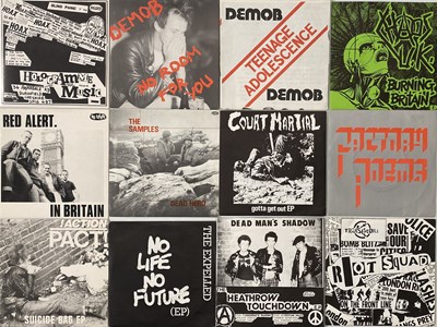 Lot 40 - PUNK/NEW WAVE - 7" COLLECTION (MANY RARITIES)