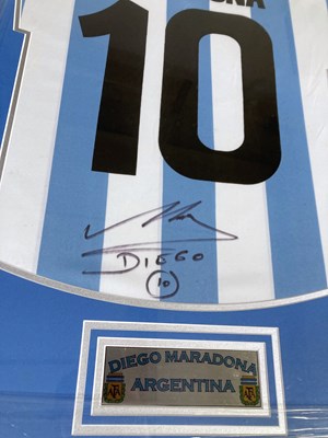 Lot 5 - DIEGO MARADONA - SIGNED SHIRT.