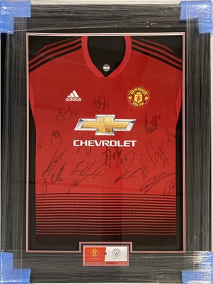 Lot 7 - MANCHESTER UNITED - FULLY SIGNED 2019 SHIRT WITH COA.