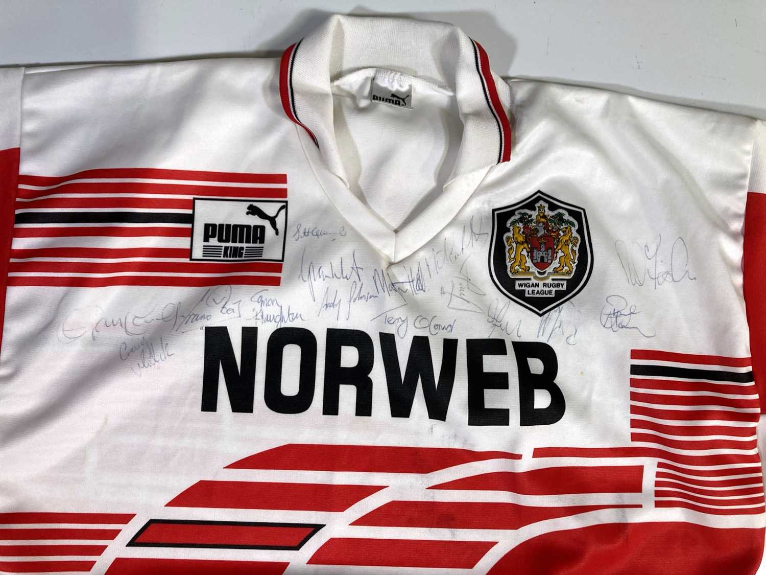 Lot 58 RUGBY LEAGUE MEMORABILIA WIGAN SIGNED SHIRT.