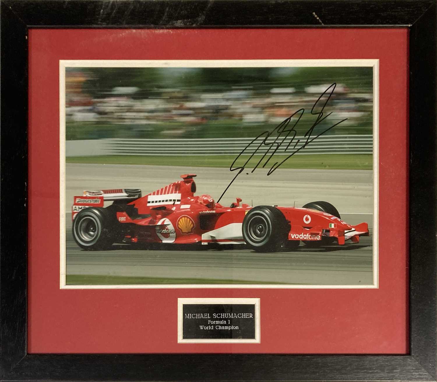 Lot 59 - FORMULA 1 / F1 MEMORABILIA - MICHAEL SCHUMACHER SIGNED PHOTOGRAPH.