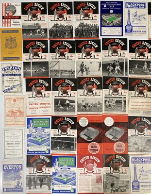 Lot 34 - APPROX 142 MANCHESTER UNITED 50s/60s.