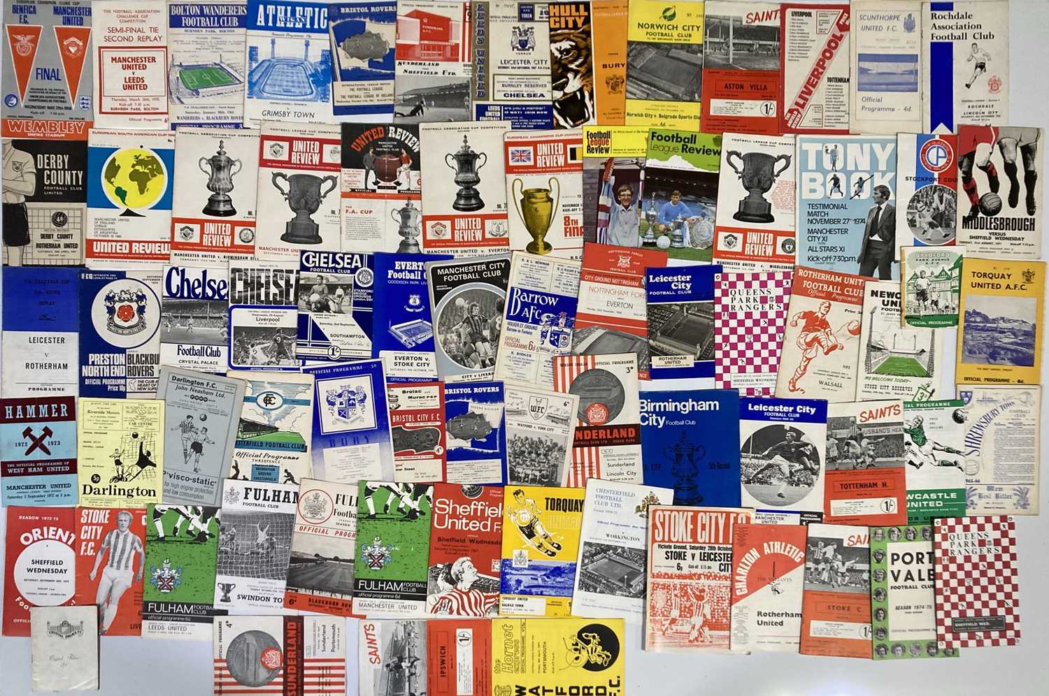 Lot 35 - APPROX 72 60s/70s MIXED FOOTBALL PROGRAMMES.