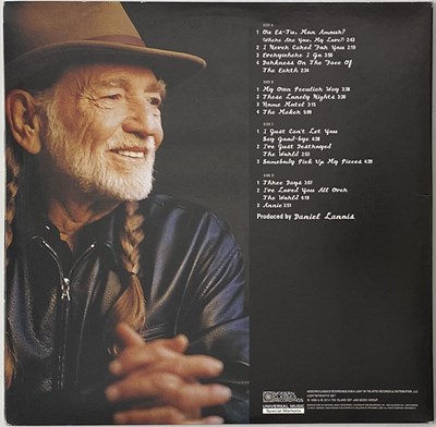 Lot 180 - WILLIE NELSON - TEATRO (MCR 910 - 2018 BLACK VINYL PRESSING)