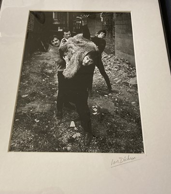 Lot 338 - IAN DICKSON - SON OF A BOX OF PUNKS LIMITED EDITION PHOTO SET- WITH SIGNED DEBBIE HARRY PHOTO