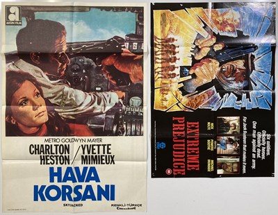 Lot 159 - FOREIGN FILM POSTERS.