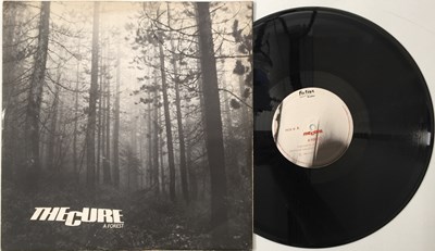 Lot 135 - THE CURE - A FOREST 12" (ORIGINAL UK PRESSING - FICSX 10)