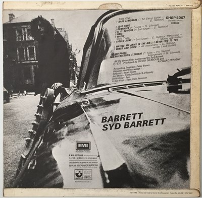 Lot 136 - SYD BARRETT - BARRETT LP (OG UK - SHSP 4007)