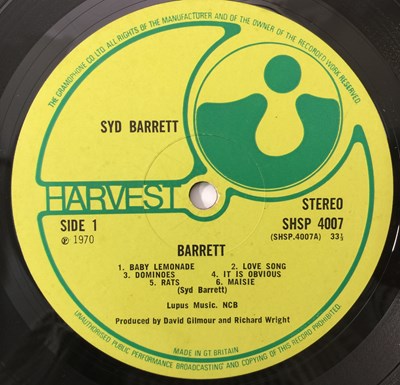 Lot 136 - SYD BARRETT - BARRETT LP (OG UK - SHSP 4007)