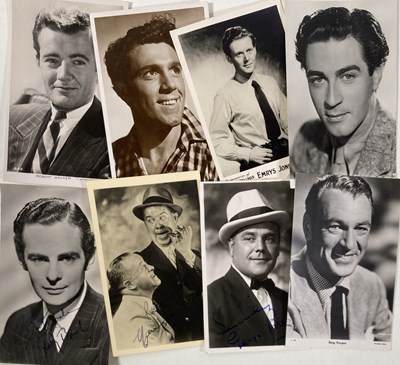 Lot 101 - 20TH CENTURY MALE STAGE/SCREEN STARS - SIGNED POSTCARDS.