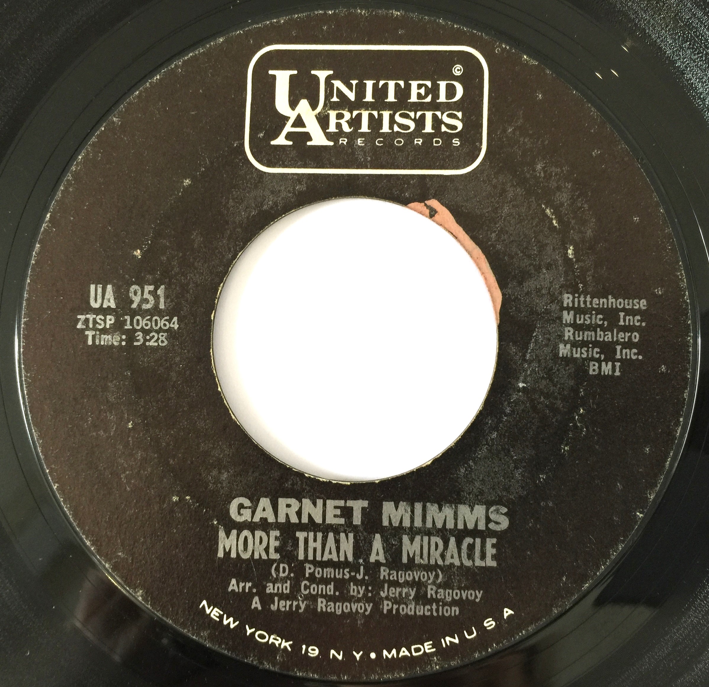 Lot 26 - GARNET MIMMS - LOOKING FOR YOU/ MORE THAN A